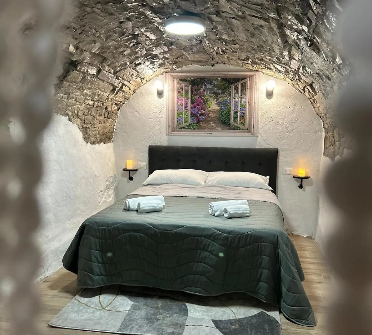 Unique Romantic Cave With Air Conditioner location